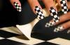 How to make a chess manicure