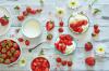 What to cook for children from strawberries and strawberry: recipe meringue with strawberries