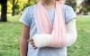 How to distinguish a fracture from injury: first aid for injuries