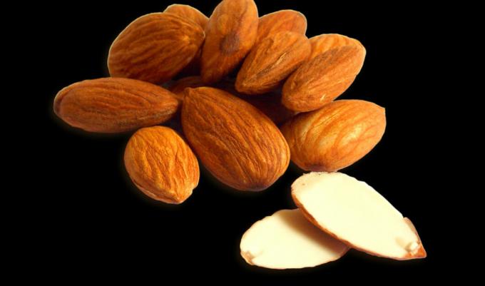 almonds - 