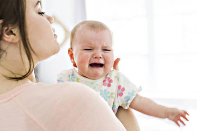 Why baby cries for hours on end every night?