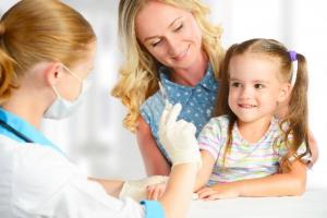 Re-vaccination: why, and whether to be vaccinated impaired children