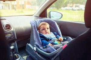 7 essential things for a road trip with a baby - it's easier with them