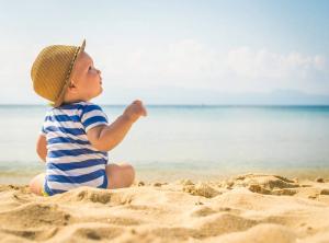 Rest abroad with the child: how to protect a child from disease