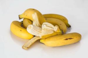 Why you should never throw banana peels away