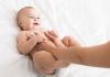 How to understand body language in babies