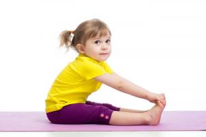 TOP-7 exercise to correct gait, flat back and a flexible posture in a child