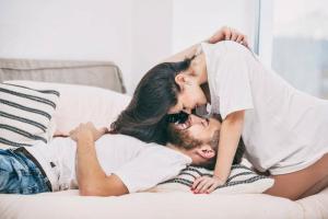 How to revitalize your relationship with your husband with microdating