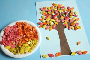 Fall crafts with their hands: 5 simple ideas for kindergarten and school