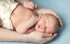 Cutting the umbilical cord: how does the baby feel?